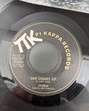 STORM - SHE COMES UP